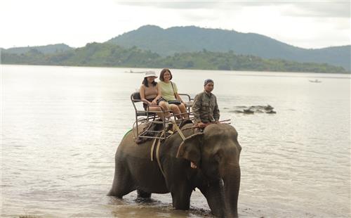 Tour sinh thái Thác Bìm Bịp - Hồ Lak