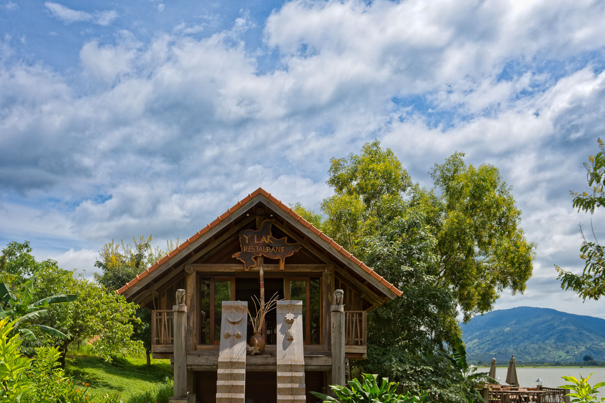 HÀNH TRÌNH NGÀY 2 - THAM QUAN BUÔN LÀNG MNONG - THƯỞNG THỨC CAFE